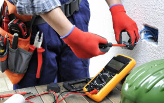 5 Signs an Electrician Needs to Check Your Home